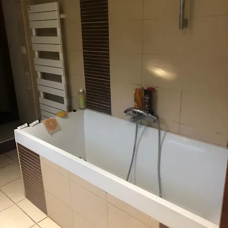 Hotel Maison Bleue *