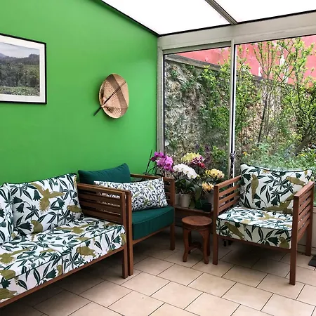 Hotel Maison Bleue *